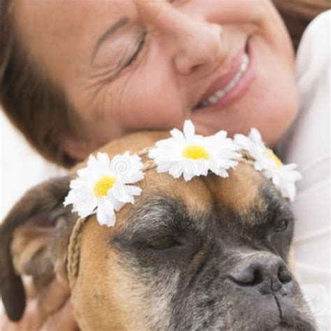 mujer haciendo el amor con un animal|792.292+ Fotos y Imágenes de Mujer con animal Gratis .